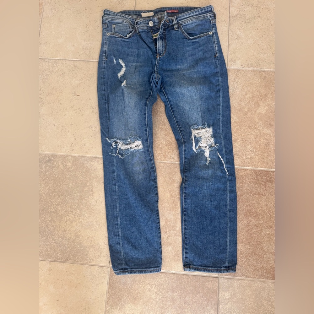 Pilcro Women's Blue Distressed Straight Jeans